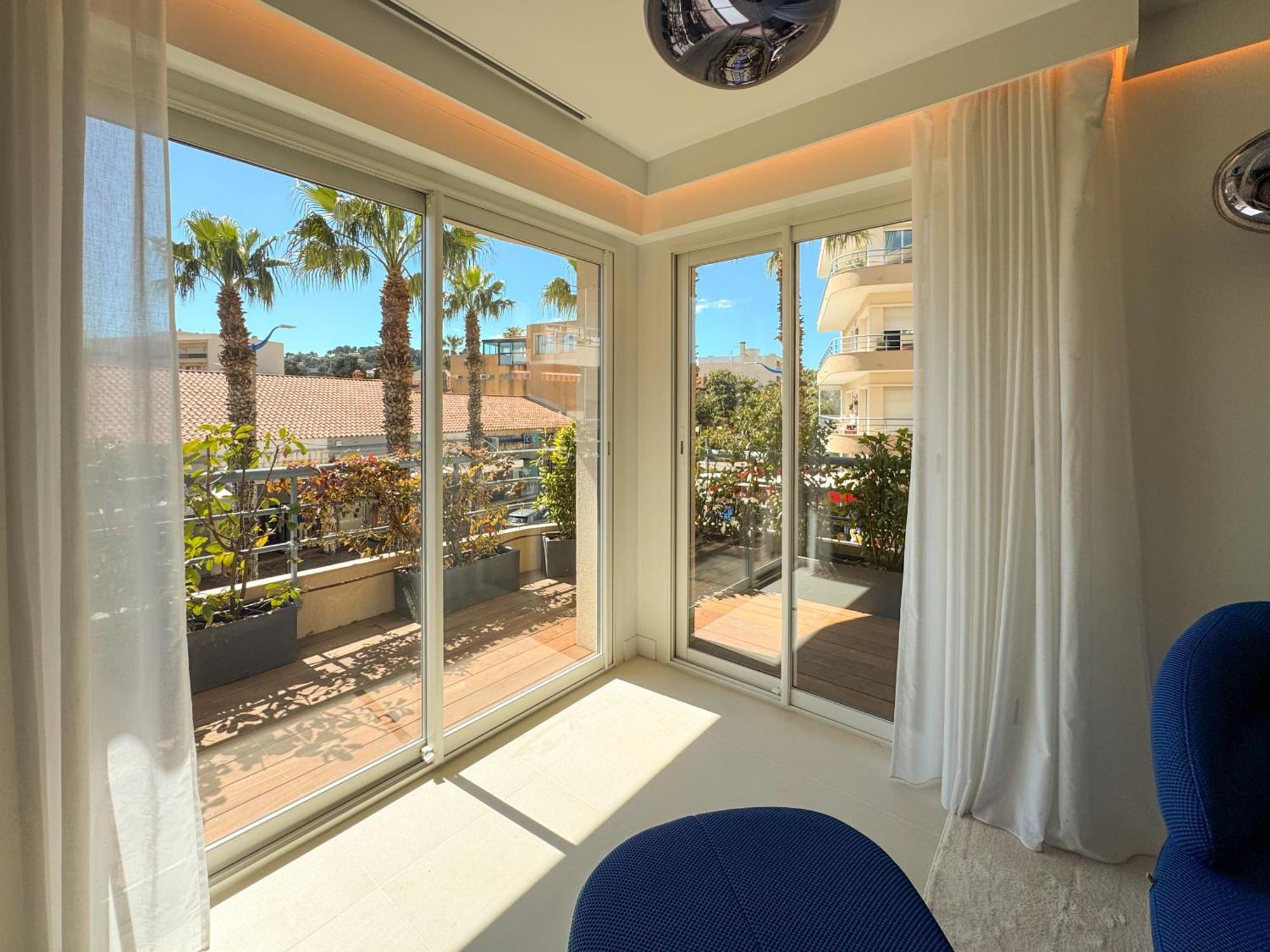 Appartement Luxueux Plein Centre De Cavalaire A 2Mn De La Plage Extérieur photo